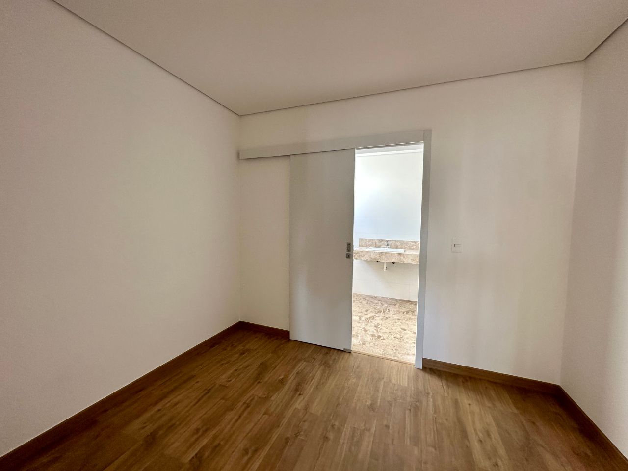 Apartamento à venda com 4 quartos, 205m² - Foto 16