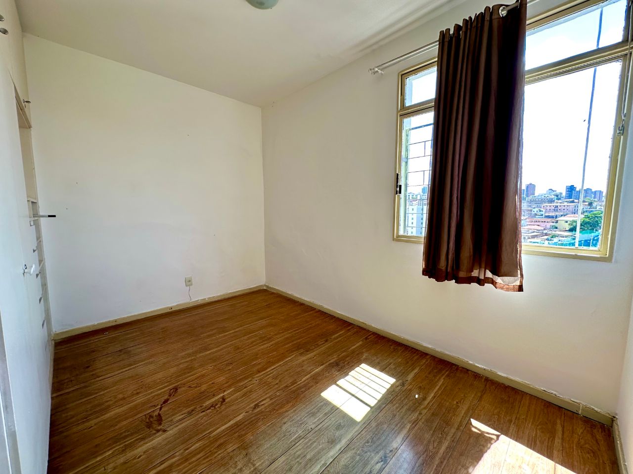 Apartamento à venda com 3 quartos, 90m² - Foto 5