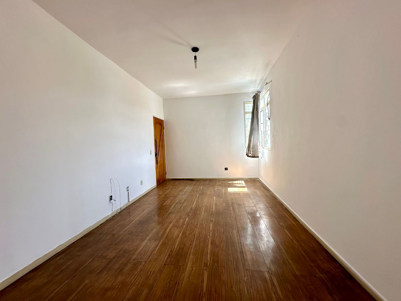 Apartamento à venda com 3 quartos, 90m² - Foto 1