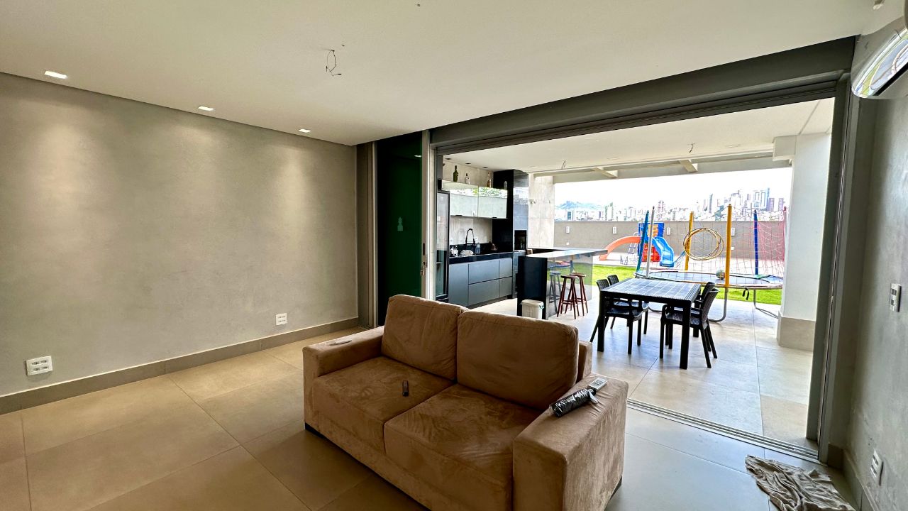 Casa à venda com 7 quartos, 680m² - Foto 17