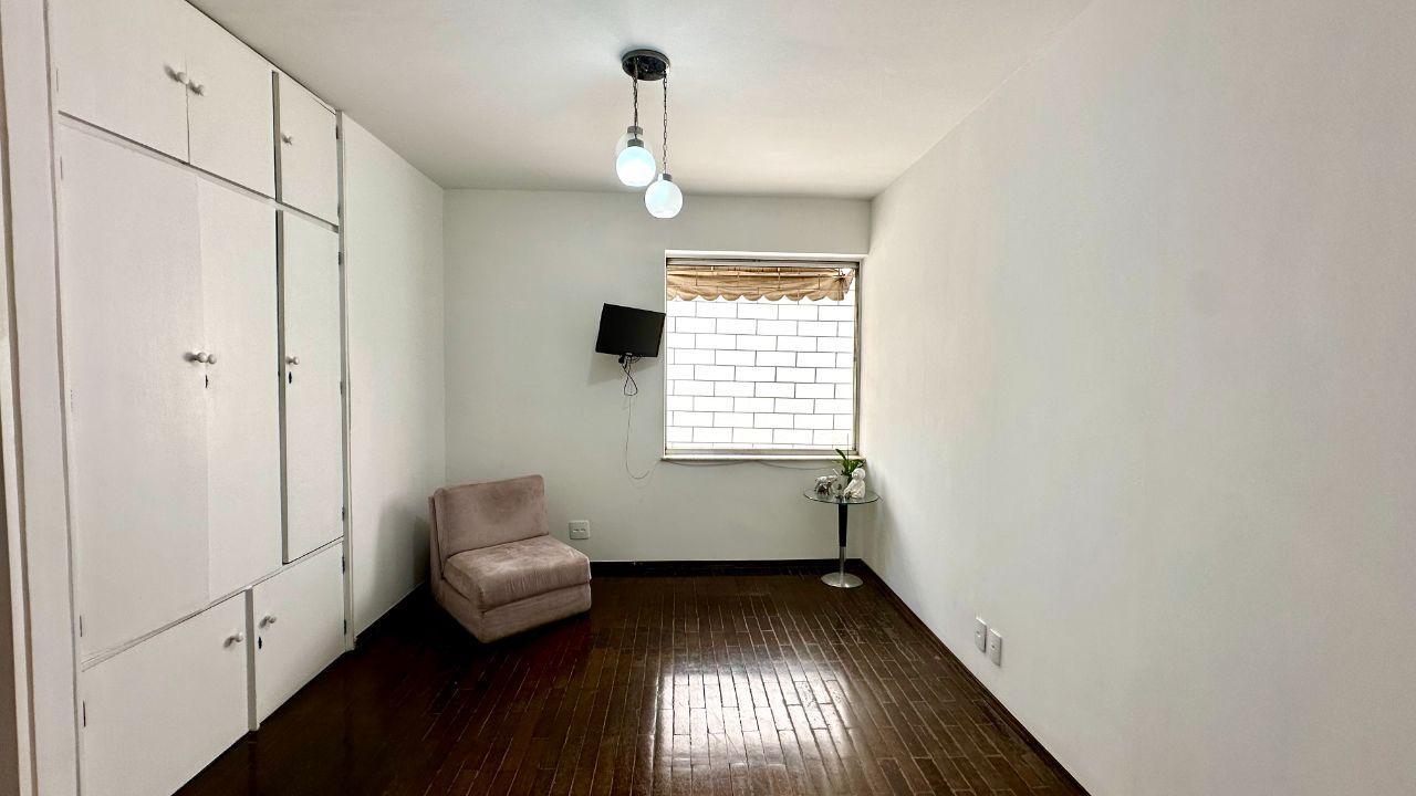 Apartamento à venda com 4 quartos, 160m² - Foto 11