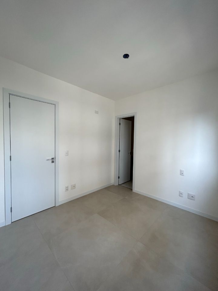 Apartamento à venda com 2 quartos, 68m² - Foto 19