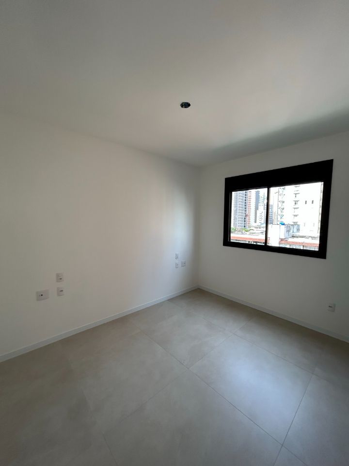 Apartamento à venda com 2 quartos, 68m² - Foto 21