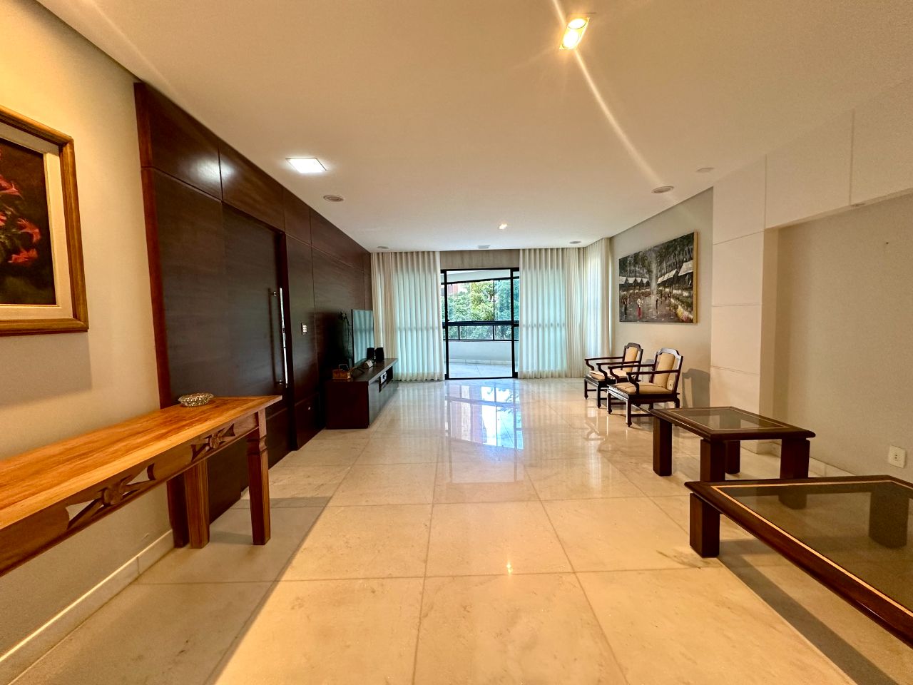 Apartamento à venda com 4 quartos, 210m² - Foto 5