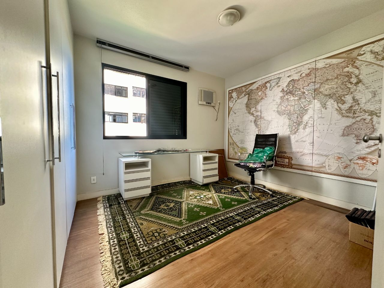 Apartamento à venda com 4 quartos, 210m² - Foto 8