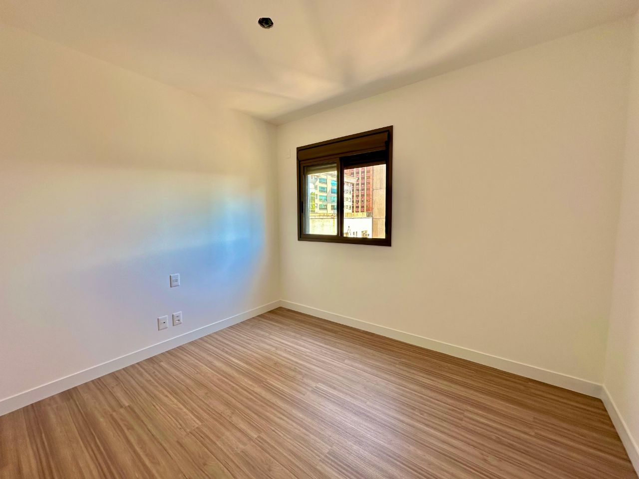 Apartamento à venda com 3 quartos, 86m² - Foto 6