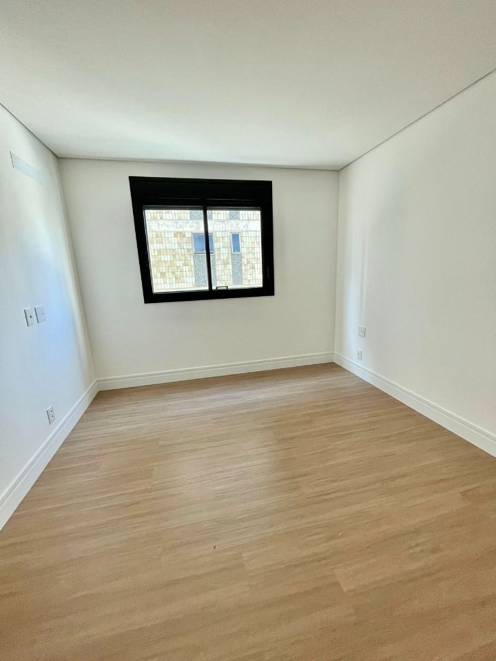 Apartamento à venda com 3 quartos, 97m² - Foto 5