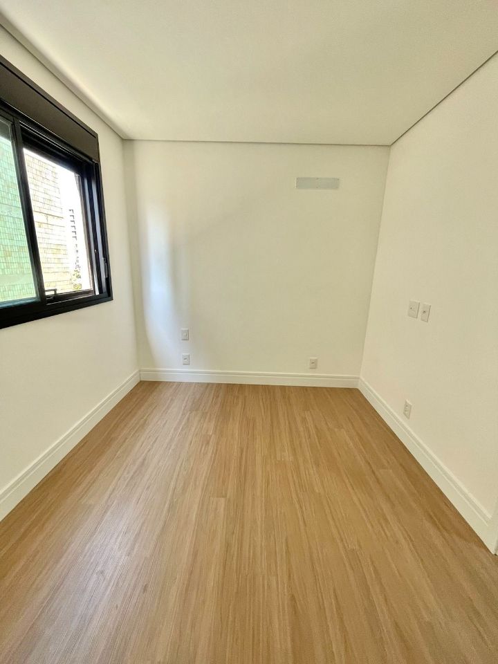 Apartamento à venda com 3 quartos, 97m² - Foto 8