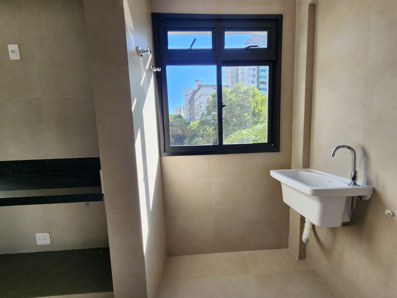 Apartamento à venda com 3 quartos, 85m² - Foto 15