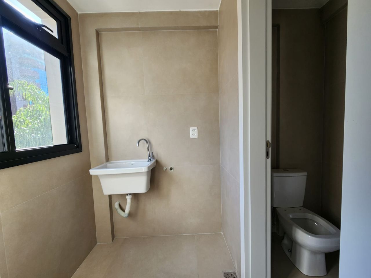 Apartamento à venda com 3 quartos, 85m² - Foto 17