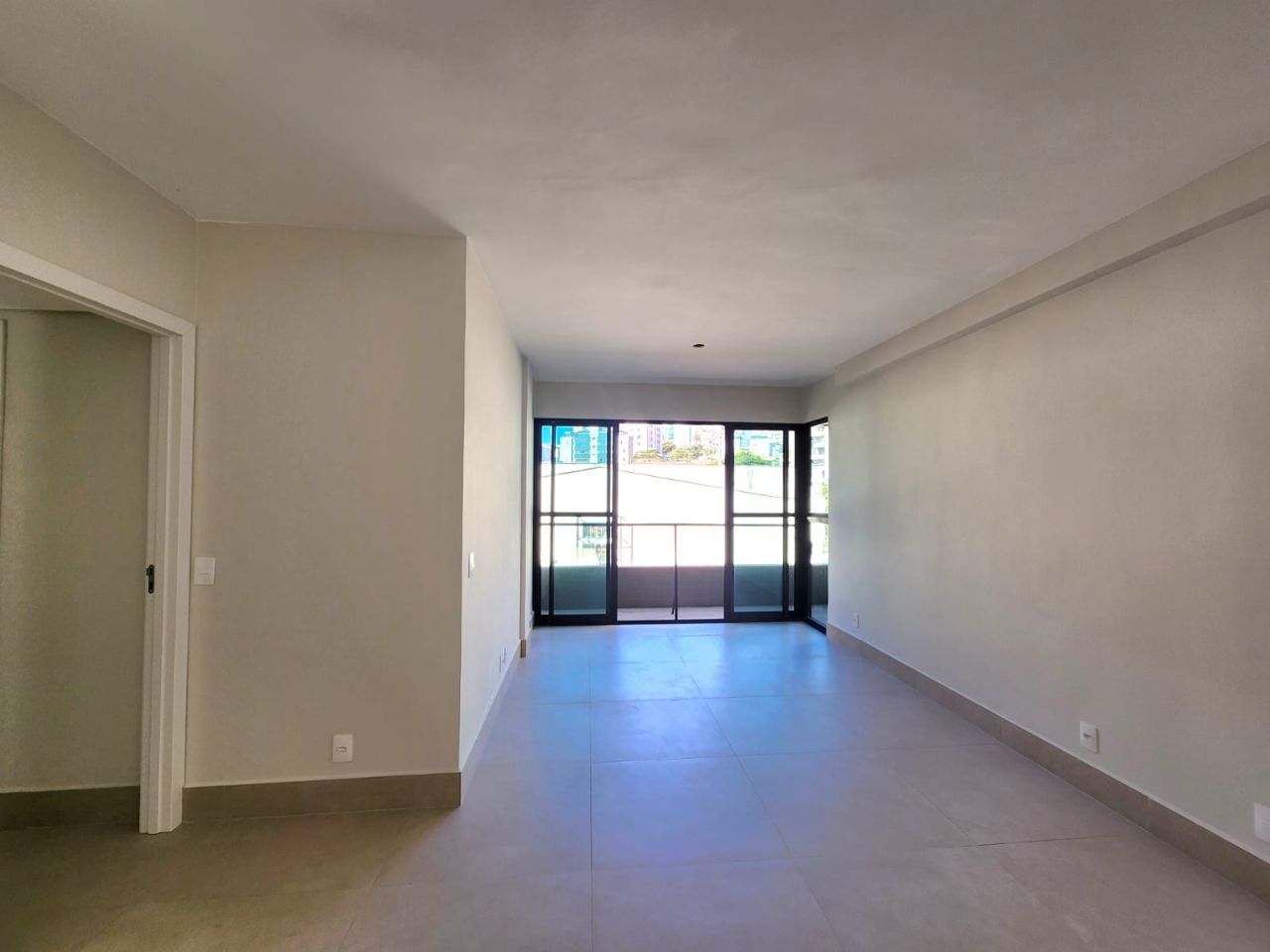 Apartamento à venda com 3 quartos, 85m² - Foto 20