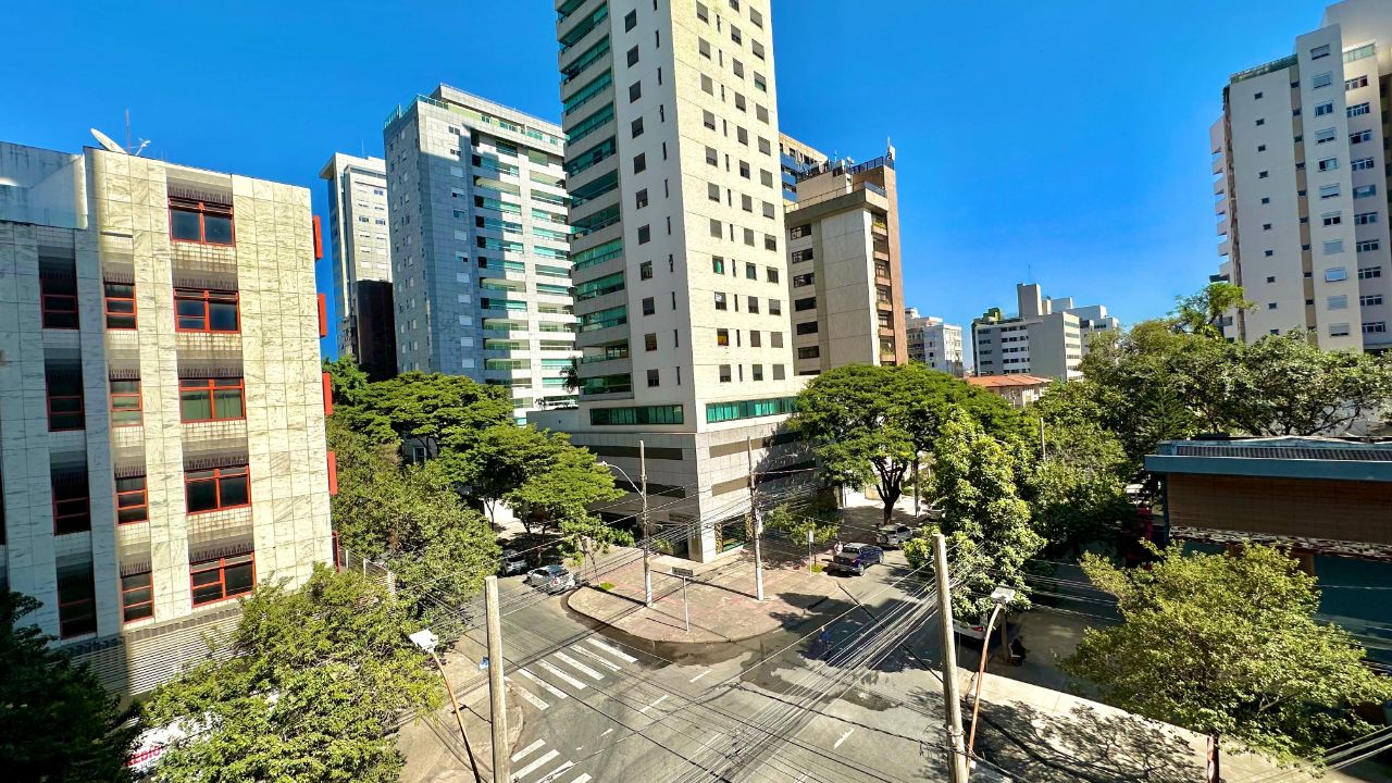 Apartamento à venda com 3 quartos, 83m² - Foto 22