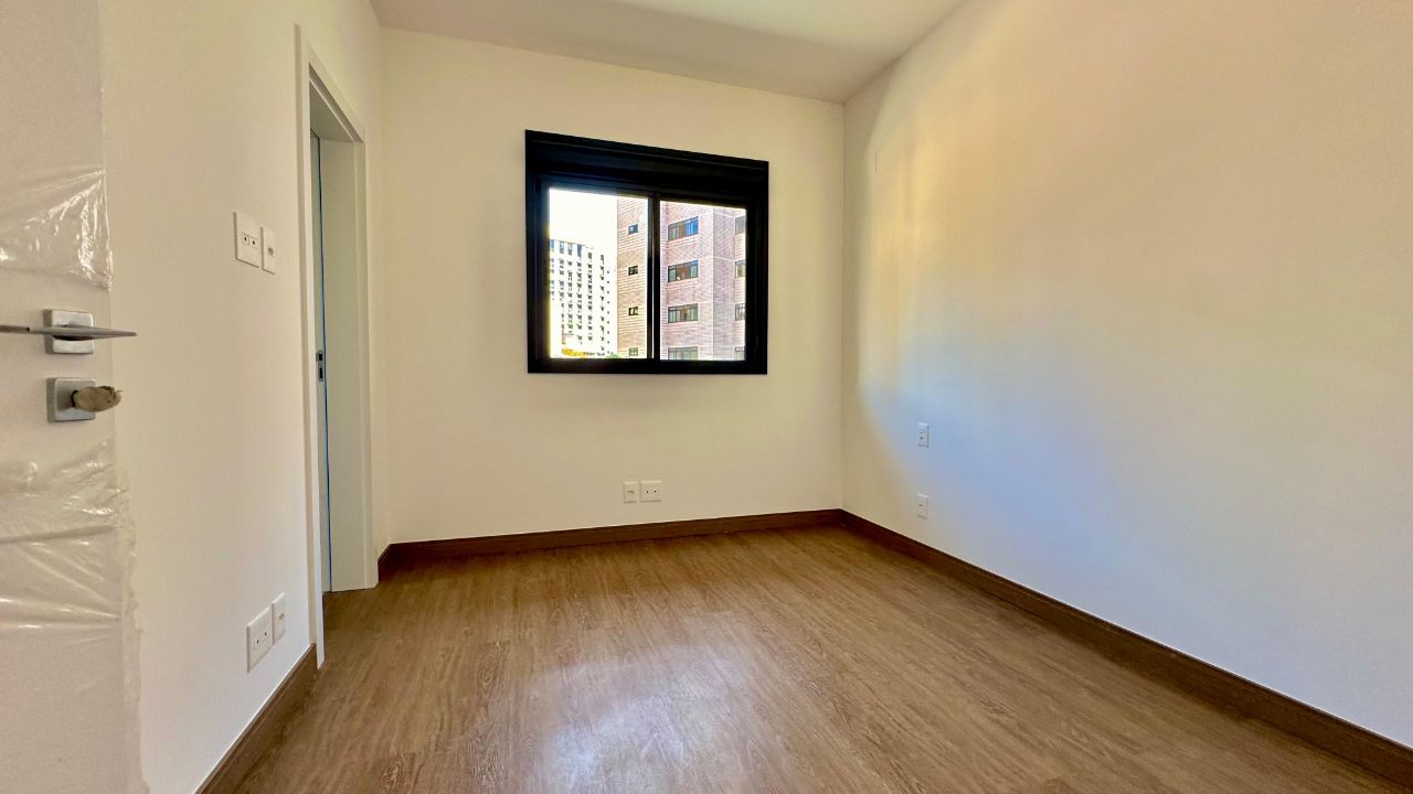 Apartamento à venda com 3 quartos, 150m² - Foto 13