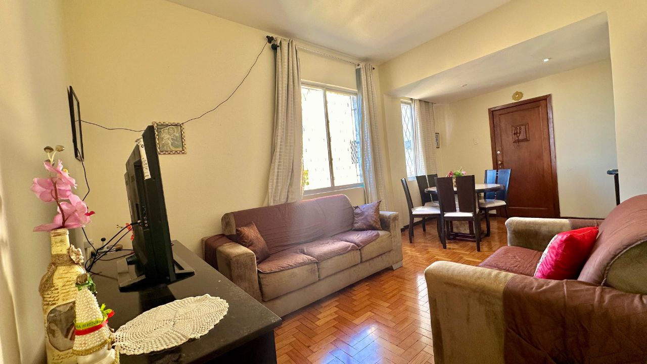 Apartamento à venda com 2 quartos, 58m² - Foto 4