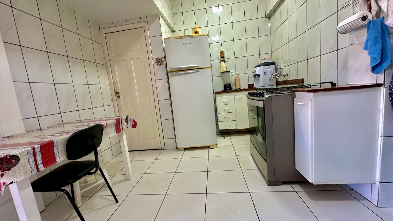 Apartamento à venda com 2 quartos, 58m² - Foto 15