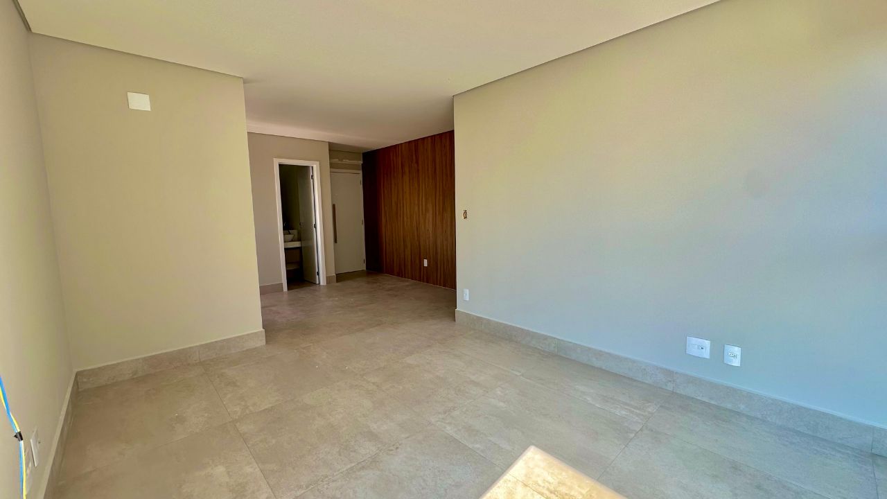 Apartamento à venda com 3 quartos, 84m² - Foto 17