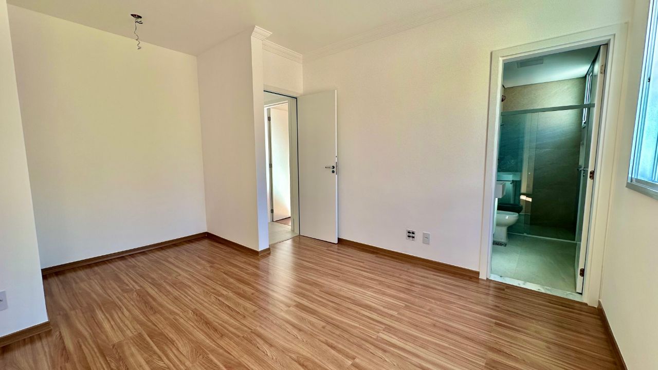 Apartamento à venda com 3 quartos, 86m² - Foto 9