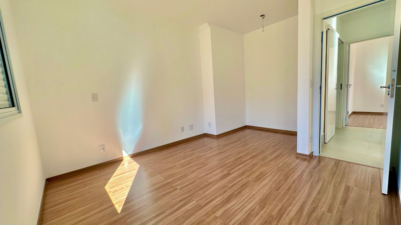 Apartamento à venda com 3 quartos, 86m² - Foto 11