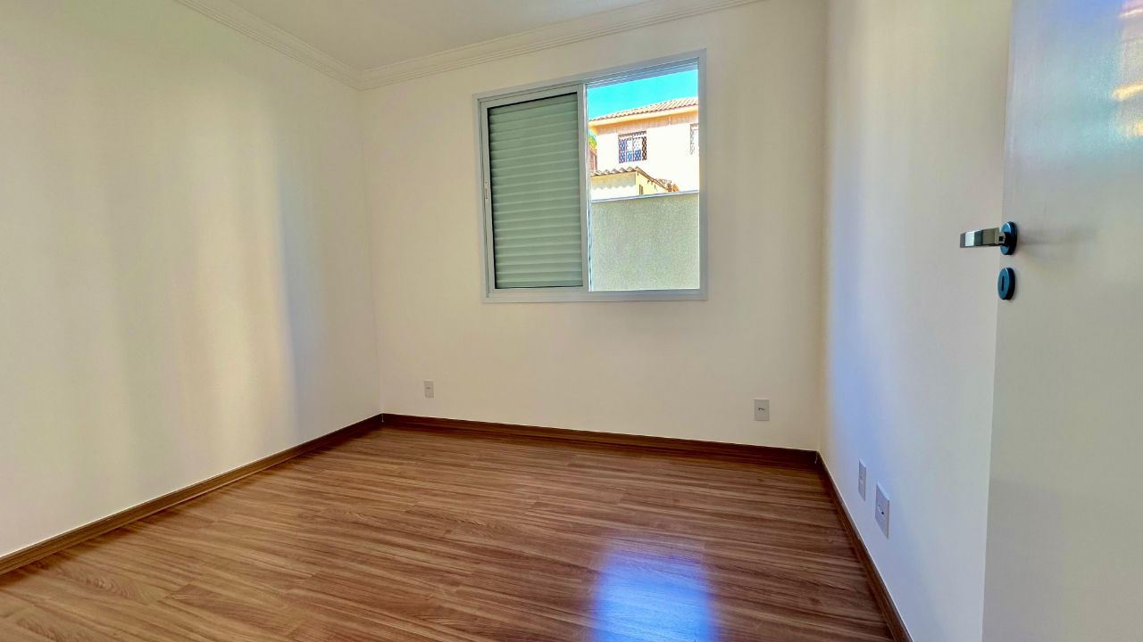 Apartamento à venda com 3 quartos, 157m² - Foto 11