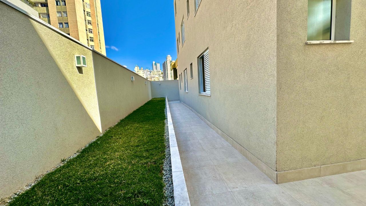 Apartamento à venda com 3 quartos, 157m² - Foto 19