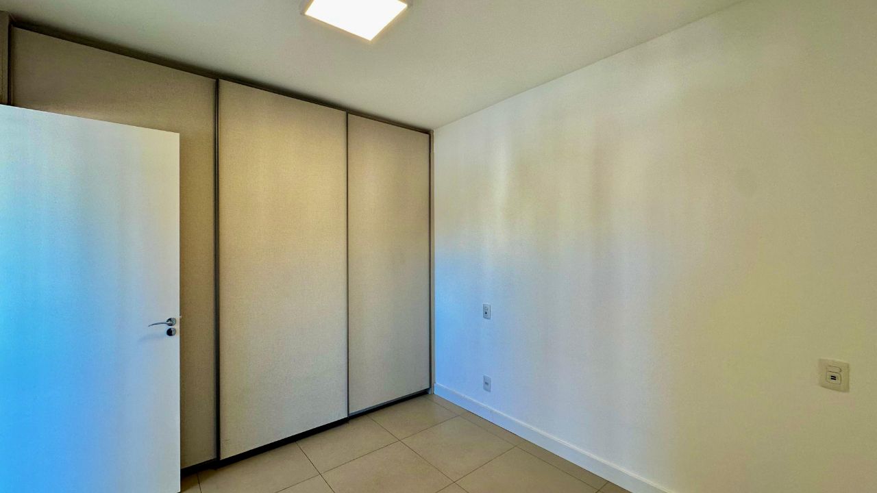 Apartamento para alugar com 1 quarto, 50m² - Foto 12