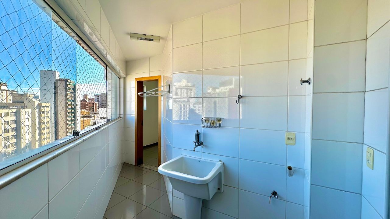 Apartamento à venda com 3 quartos, 115m² - Foto 17