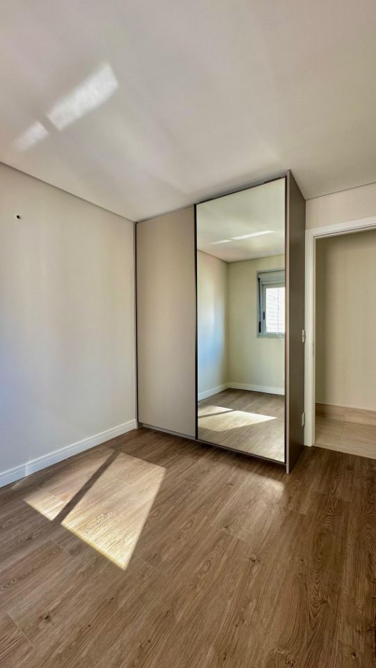 Apartamento à venda com 2 quartos, 62m² - Foto 9