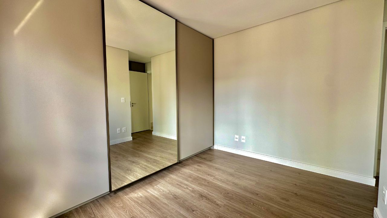 Apartamento à venda com 2 quartos, 62m² - Foto 7