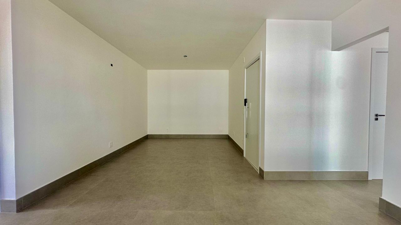 Apartamento à venda com 3 quartos, 87m² - Foto 6