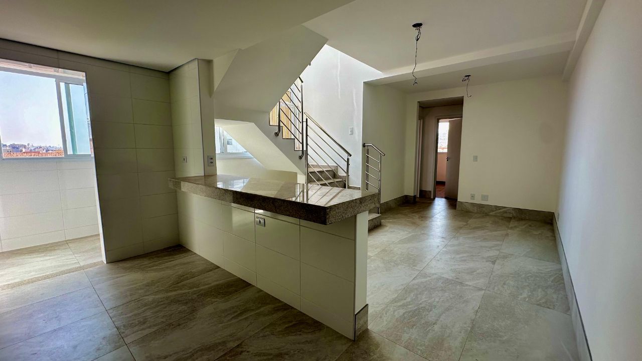 Cobertura à venda com 2 quartos, 124m² - Foto 3