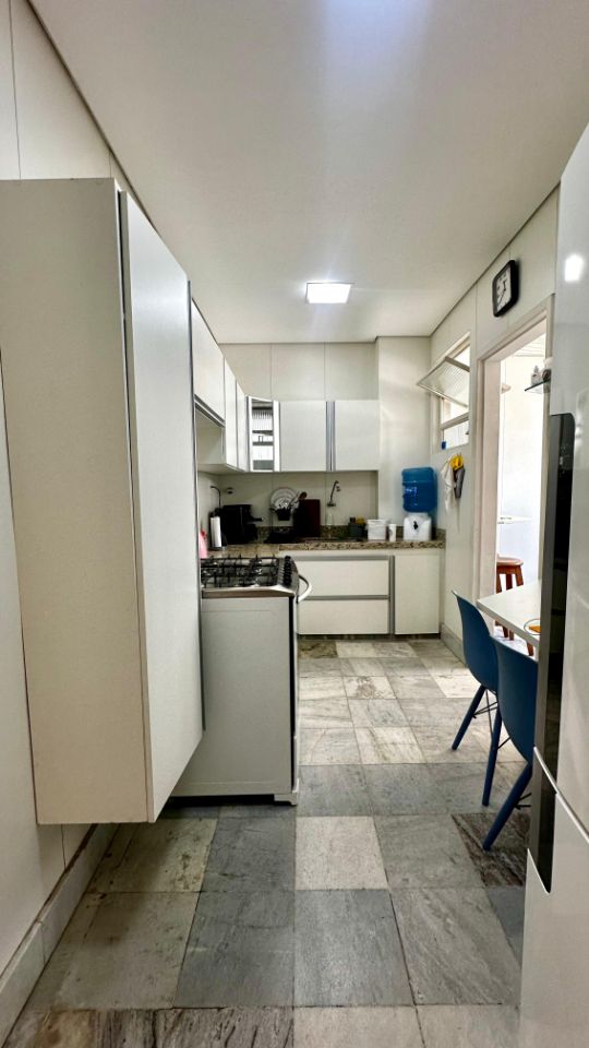 Apartamento para alugar com 3 quartos, 110m² - Foto 15