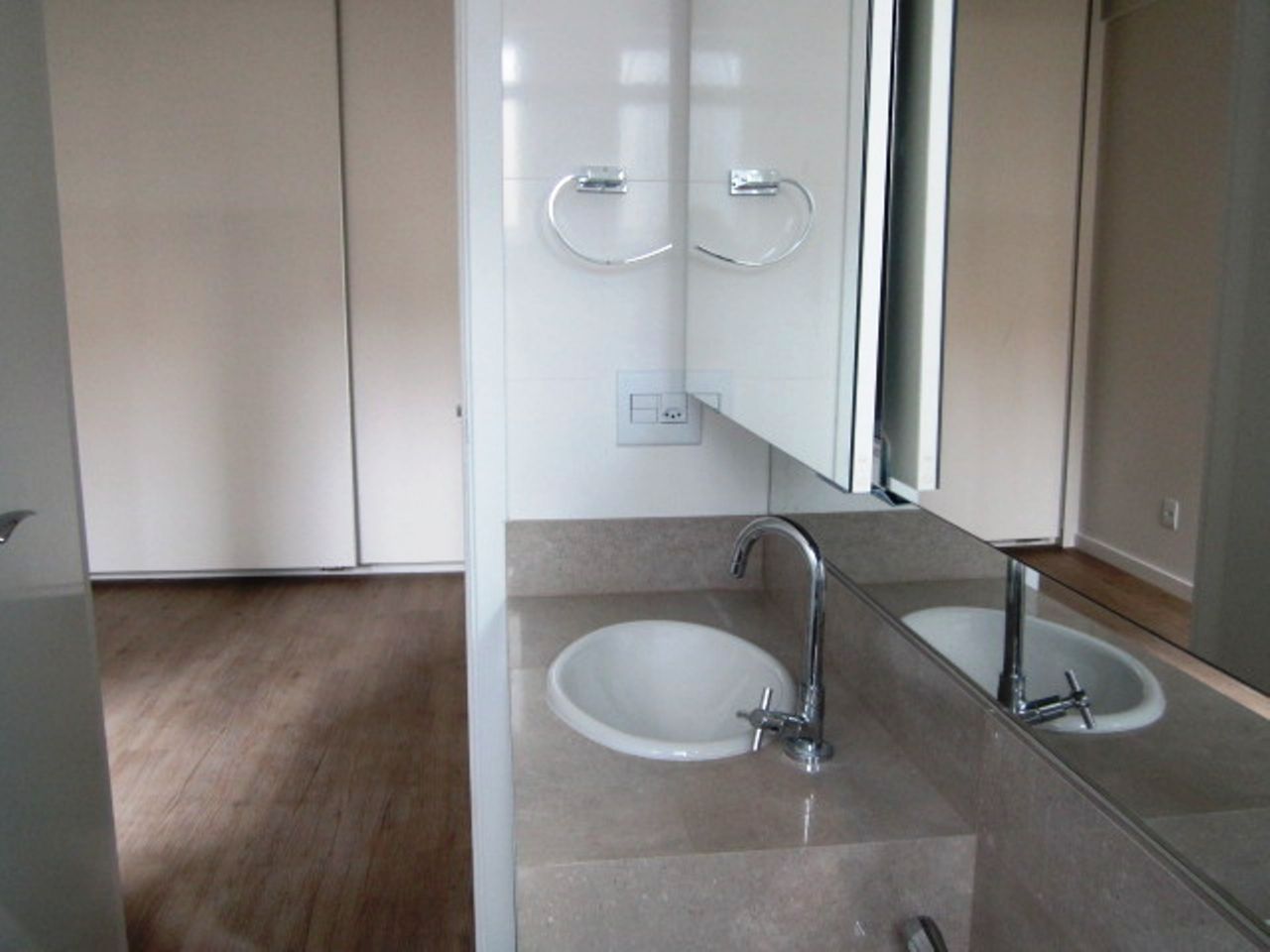 Apartamento à venda com 3 quartos, 73m² - Foto 6