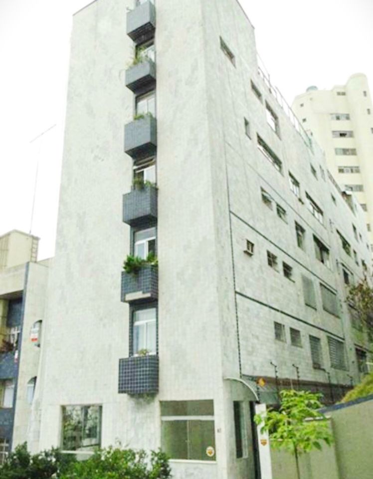 Apartamento à venda com 4 quartos, 160m² - Foto 1