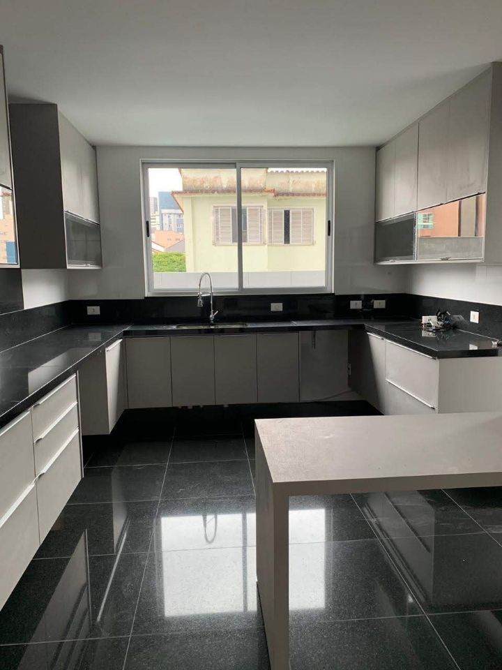 Apartamento à venda com 4 quartos, 281m² - Foto 6