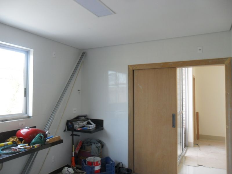 Apartamento à venda com 3 quartos, 200m² - Foto 6