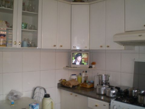 Casa à venda com 4 quartos, 200m² - Foto 1
