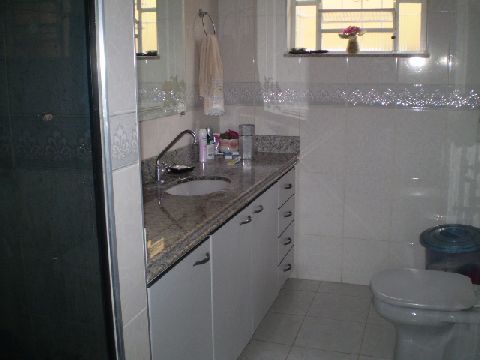 Casa à venda com 4 quartos, 200m² - Foto 5