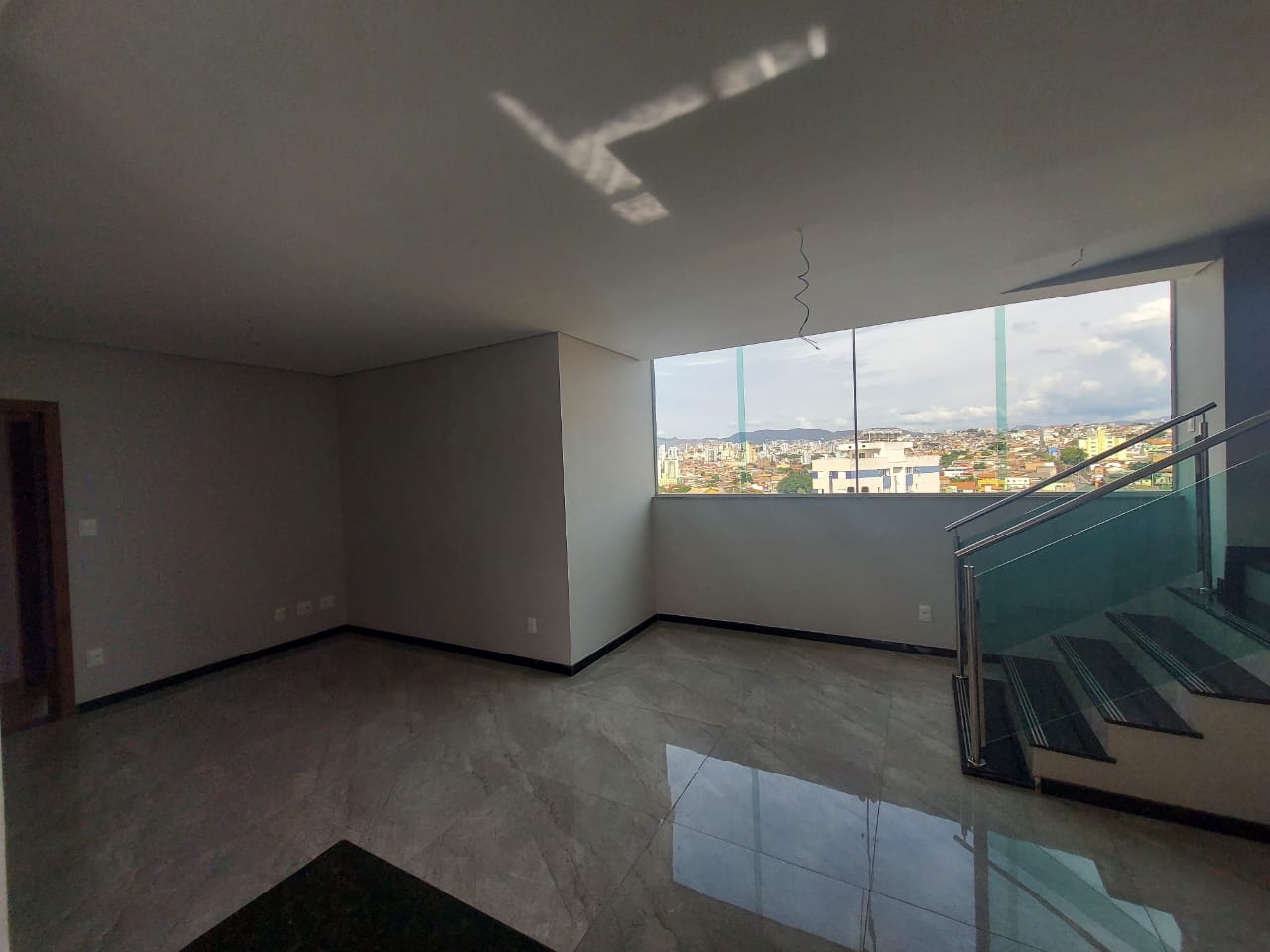 Cobertura à venda com 4 quartos, 170m² - Foto 3