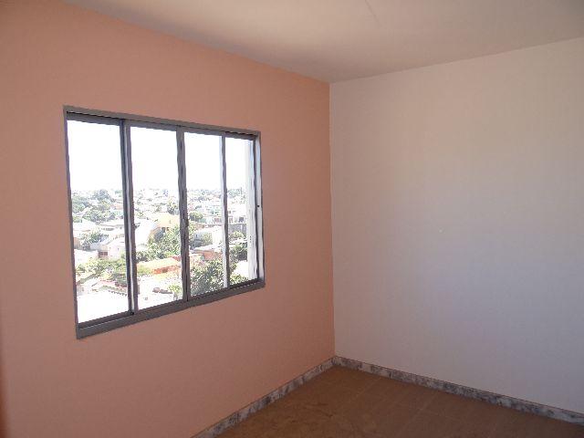 Apartamento à venda com 2 quartos, 64m² - Foto 6