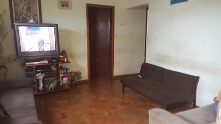 Casa à venda com 3 quartos, 200m² - Foto 1