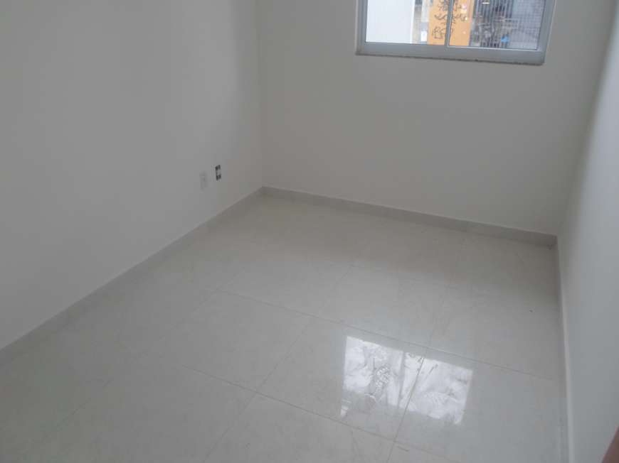 Casa à venda com 2 quartos, 44m² - Foto 7
