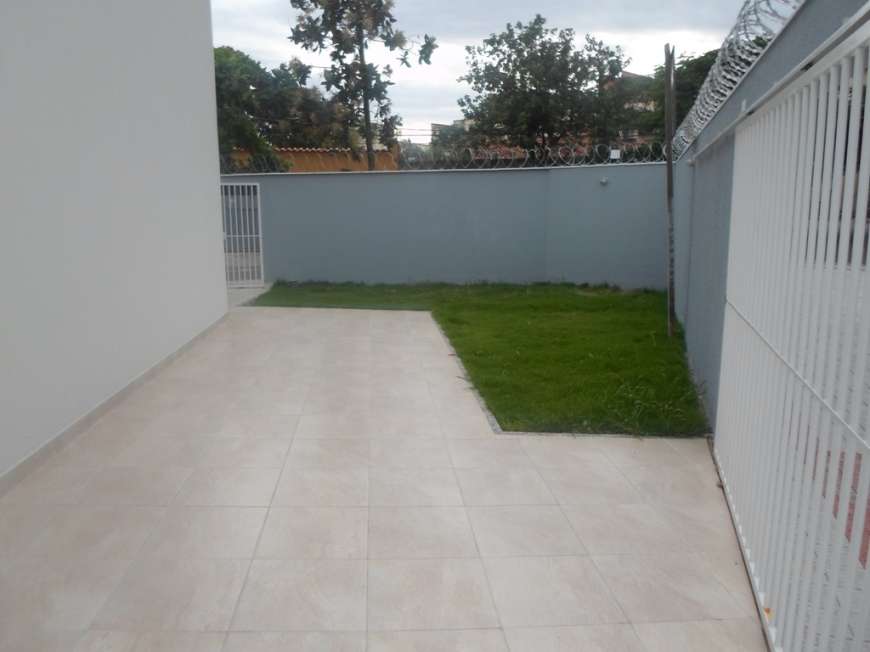 Casa à venda com 2 quartos, 44m² - Foto 21