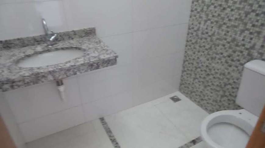 Casa à venda com 2 quartos, 44m² - Foto 25