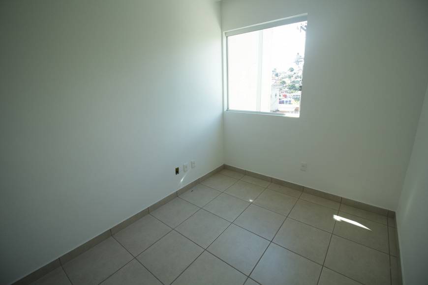 Casa à venda com 2 quartos, 58m² - Foto 14