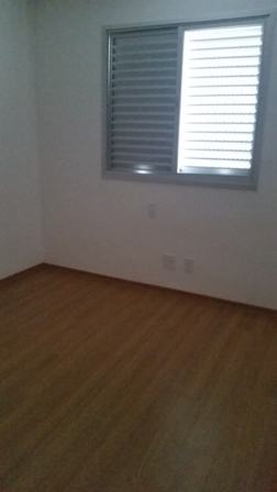 Apartamento à venda com 3 quartos, 85m² - Foto 7