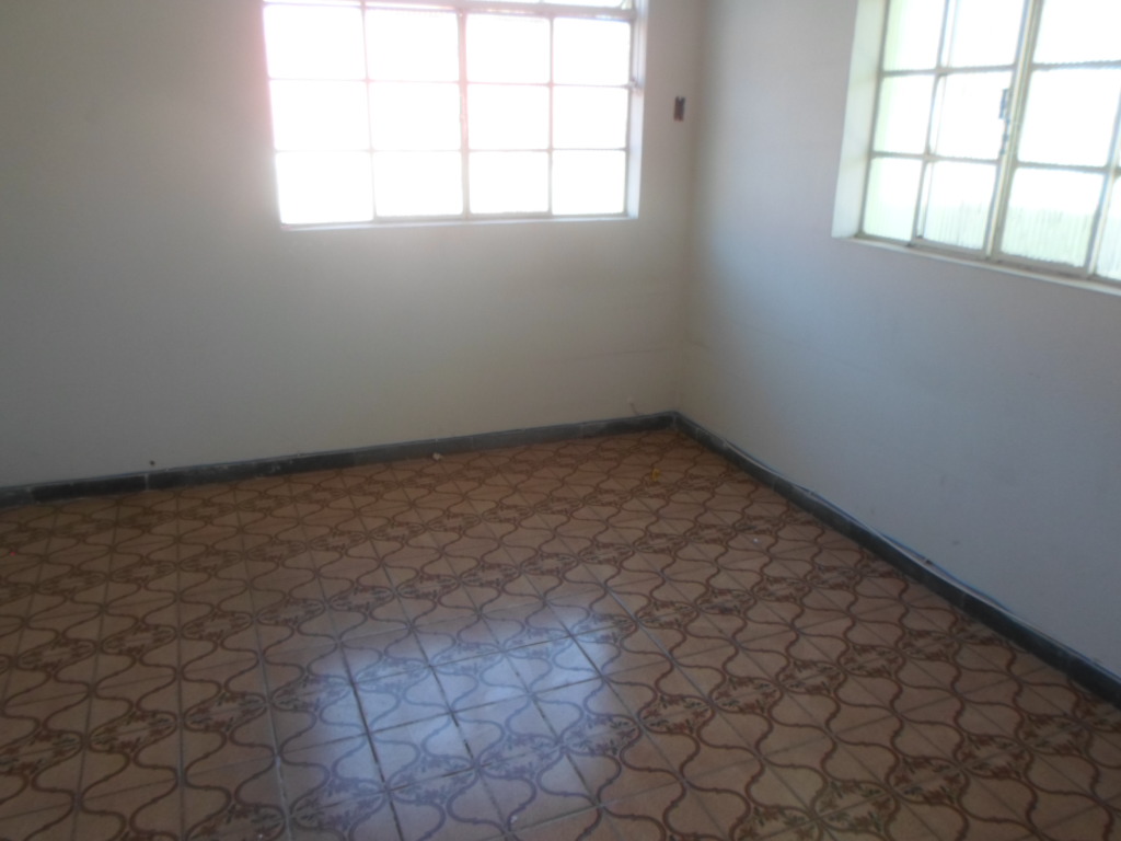 Casa à venda com 4 quartos, 491m² - Foto 1