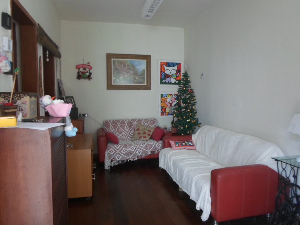 Casa à venda com 2 quartos, 60m² - Foto 1