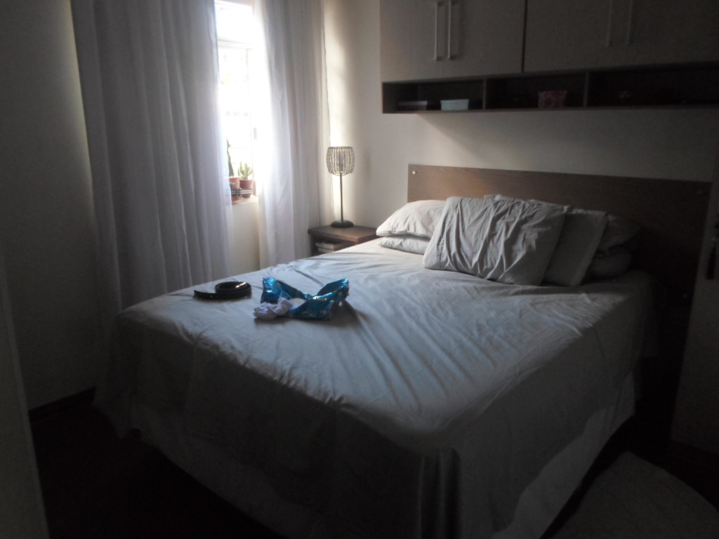 Casa à venda com 2 quartos, 60m² - Foto 8