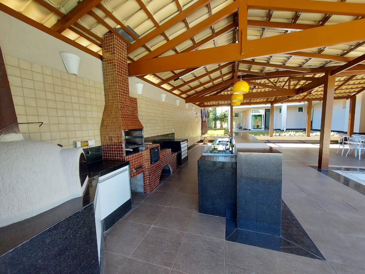 Casa à venda com 4 quartos, 432m² - Foto 3