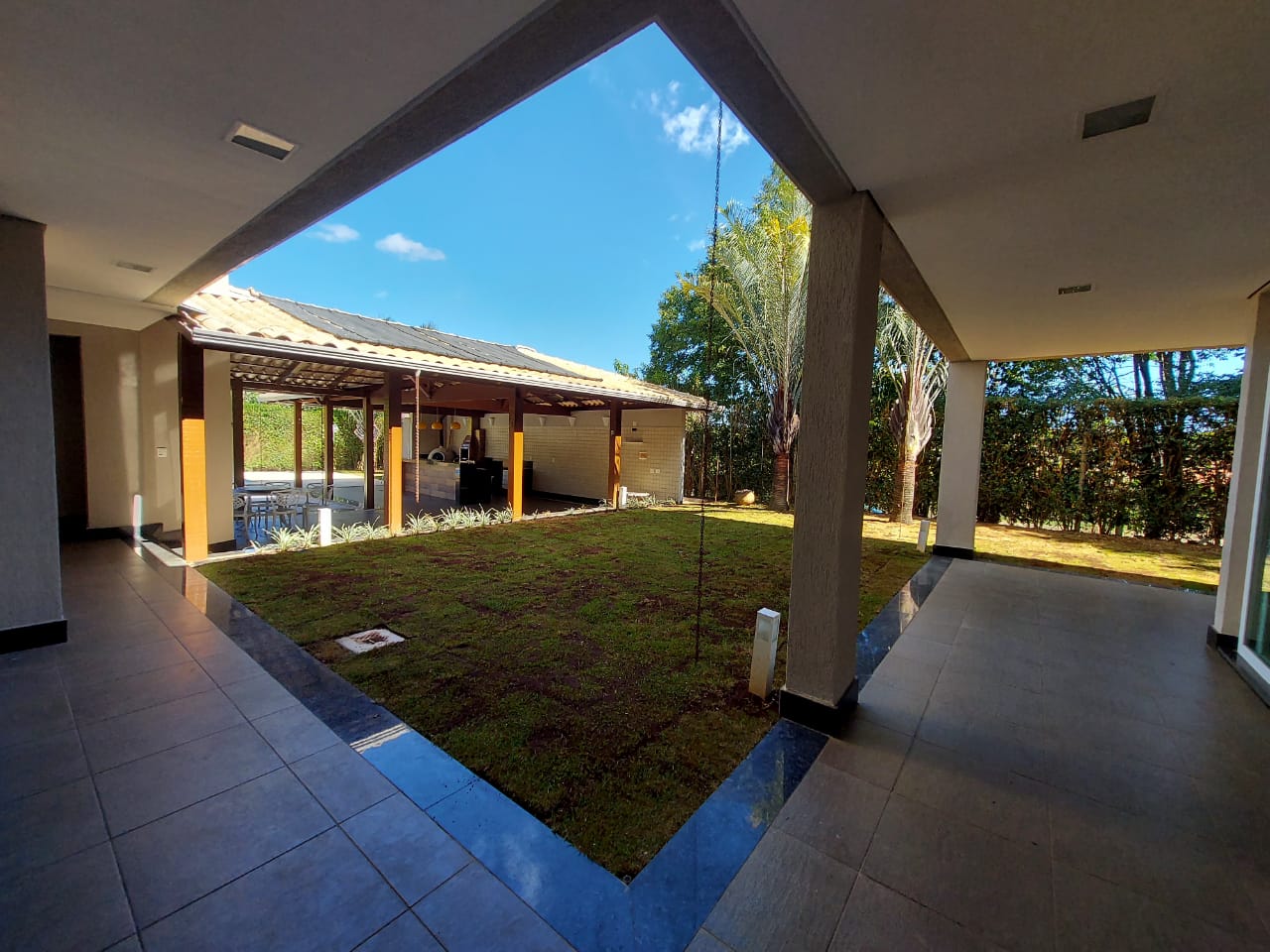 Casa à venda com 4 quartos, 432m² - Foto 6